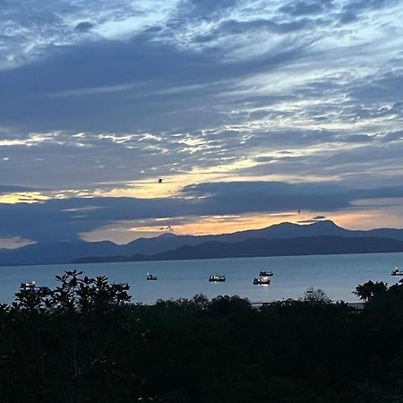 Rabbit Bungalow Koh Phayam Luaran gambar