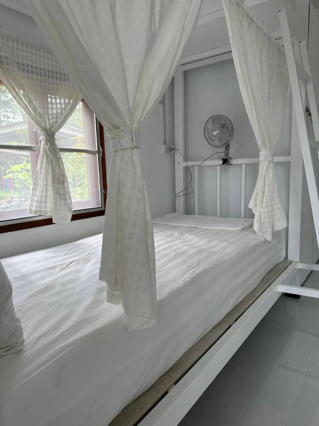 Rabbit Bungalow Koh Phayam Luaran gambar