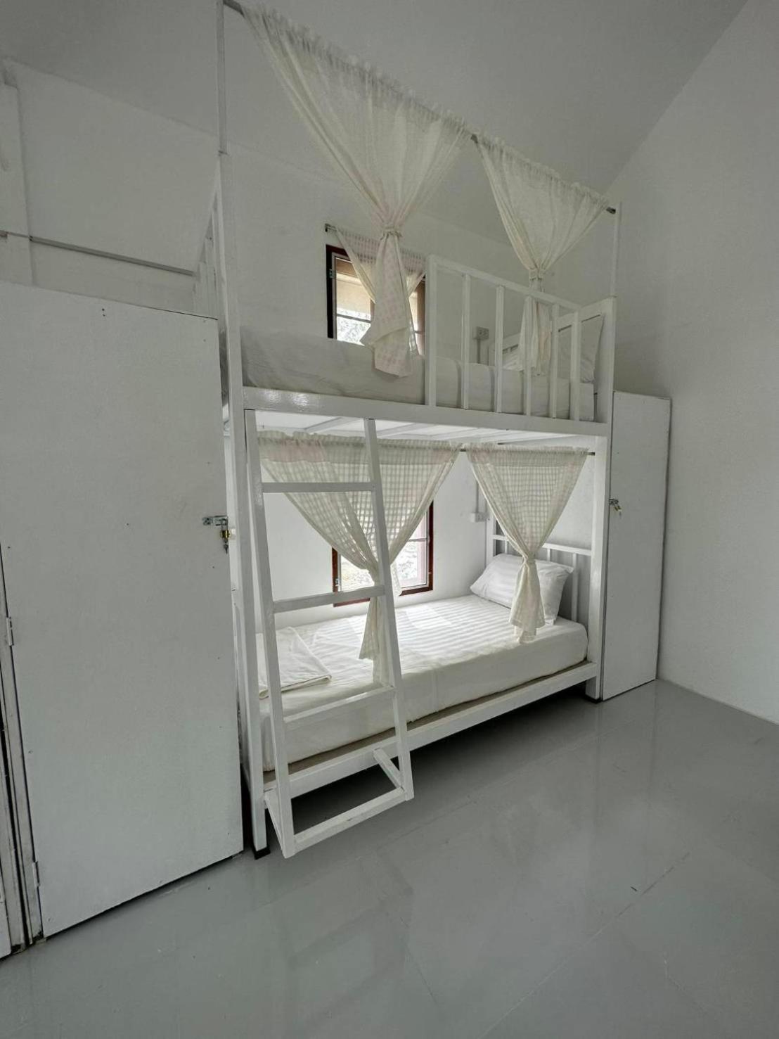 Rabbit Bungalow Koh Phayam Luaran gambar