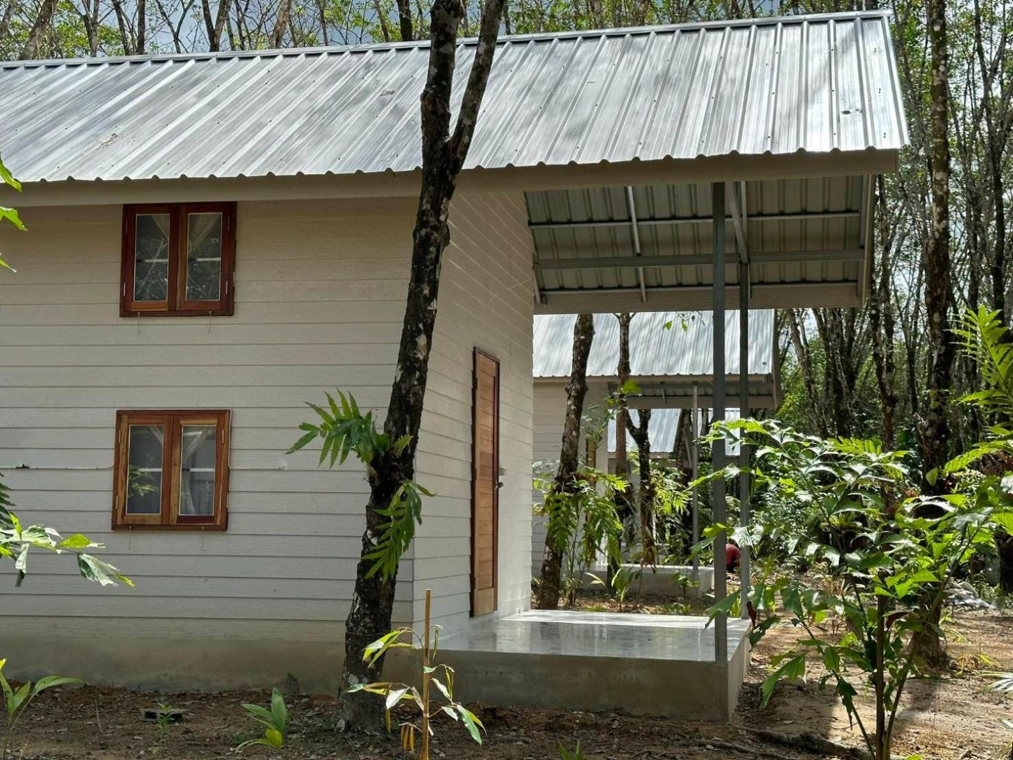 Rabbit Bungalow Koh Phayam Luaran gambar