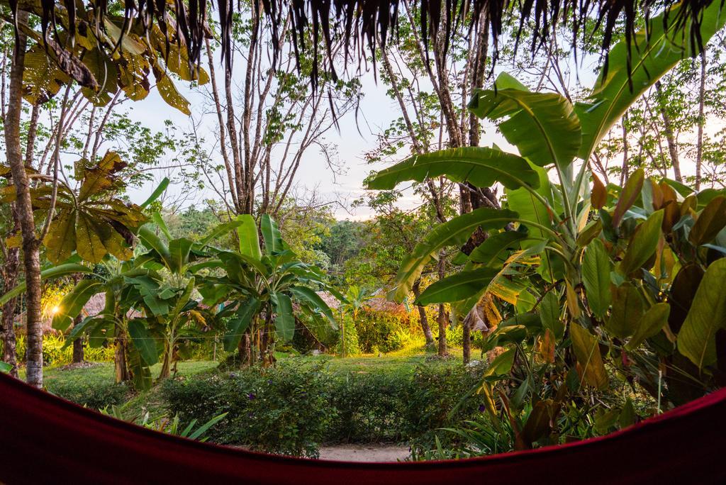 Rabbit Bungalow Koh Phayam Luaran gambar